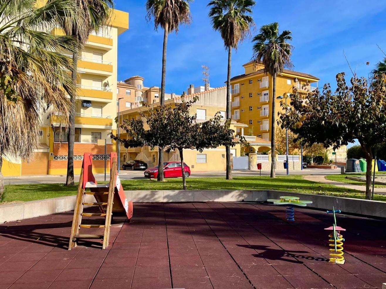 Playa De Miramar - 3 Min Walk To The Beach, Family-Friendly, Near Gandia Esterno foto